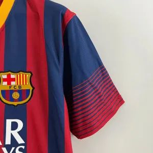 Barcelona 2013-14 Messi Home